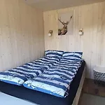 Mazurski Caloroczny Nad Jeziorem Z Jacuzzi Сasa de vacaciones Pasym