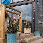 Mazurski Caloroczny Nad Jeziorem Z Jacuzzi Pasym