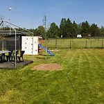 Mazurski Caloroczny Nad Jeziorem Z Jacuzzi Сasa de vacaciones Pasym