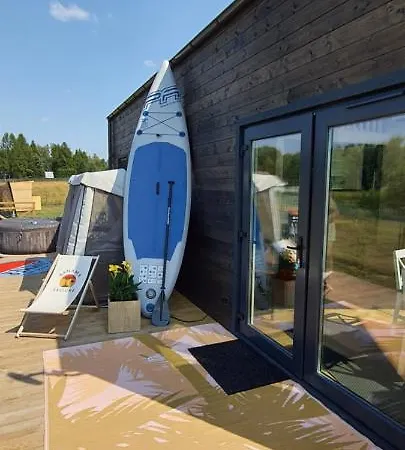 Feriehus Mazurski Caloroczny Nad Jeziorem Z Jacuzzi Pasym
