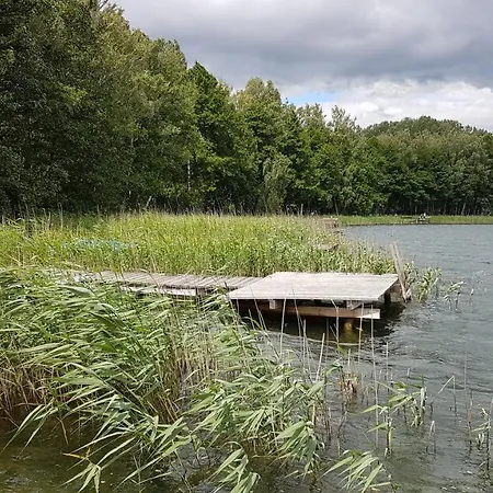 Mazurski Caloroczny Nad Jeziorem Z Jacuzzi Pasym
