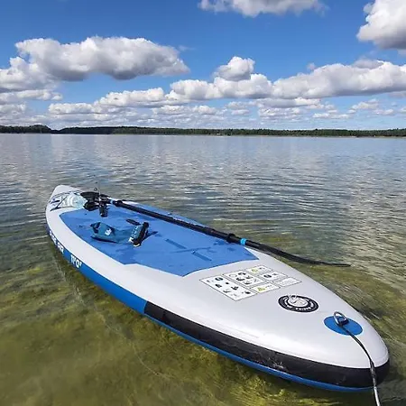 Mazurski Caloroczny Nad Jeziorem Z Jacuzzi Ferienhaus