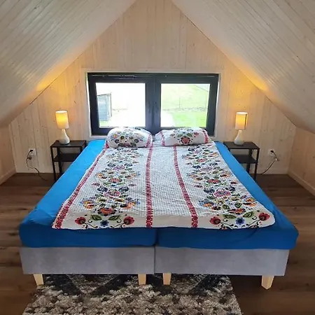 Mazurski Caloroczny Nad Jeziorem Z Jacuzzi Holiday home Pasym