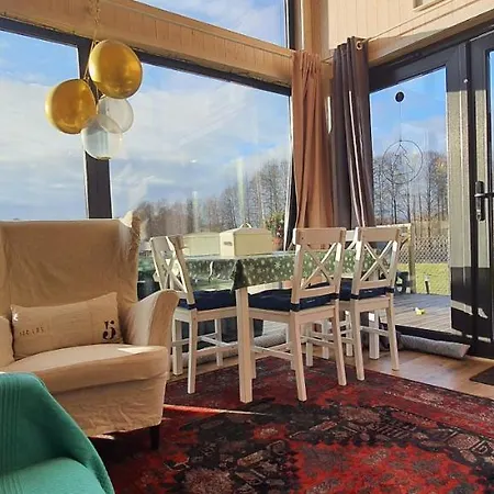 Holiday home Mazurski Caloroczny Nad Jeziorem Z Jacuzzi *