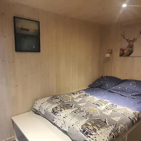 Holiday home Mazurski Caloroczny Nad Jeziorem Z Jacuzzi