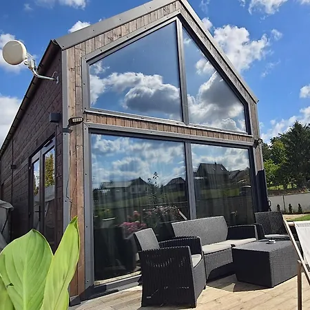 Domek Mazurski Caloroczny Nad Jeziorem Z Sauna I Jacuzzi Spa *