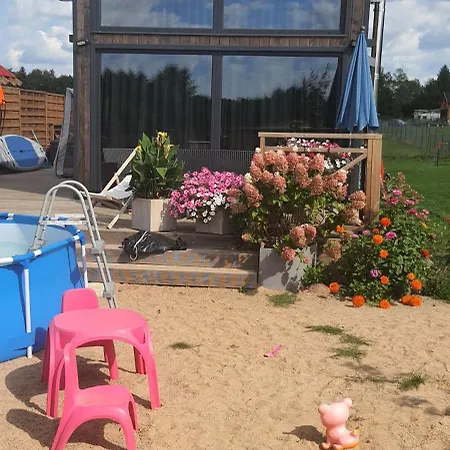 Mazurski Caloroczny Nad Jeziorem Z Jacuzzi Holiday home *