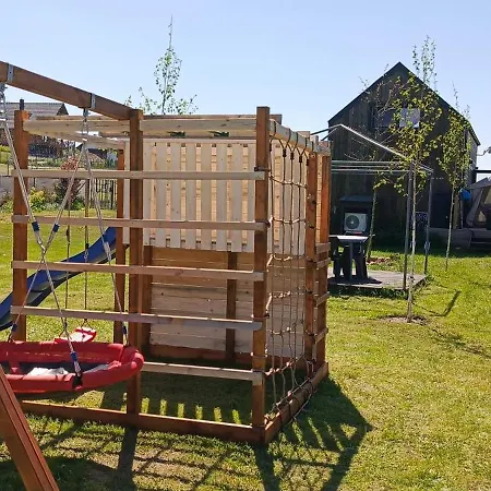 Casa vacanze Domek Mazurski Caloroczny Nad Jeziorem Z Sauna I Jacuzzi Spa