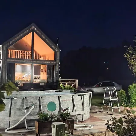 Domek Mazurski Caloroczny Nad Jeziorem Z Sauna I Jacuzzi Spa Casa vacanze *