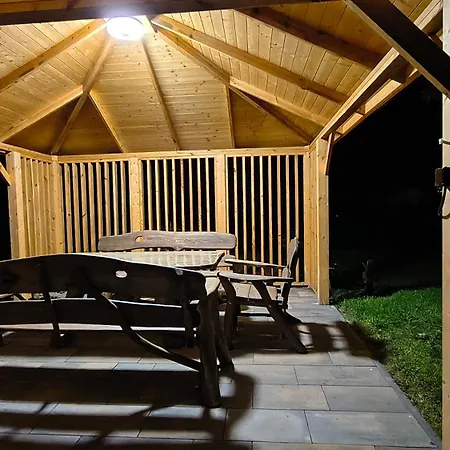 Ferienhaus Mazurski Caloroczny Nad Jeziorem Z Jacuzzi