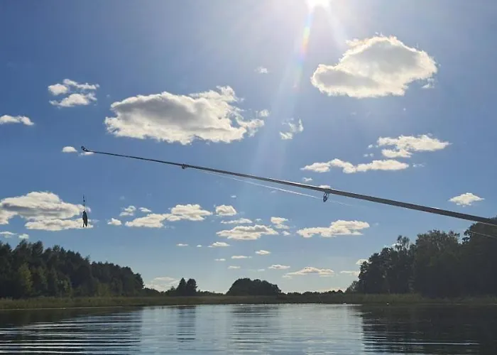 Dom wakacyjny Mazurski Całoroczny Nad Jeziorem Z Jacuzzi Pasym