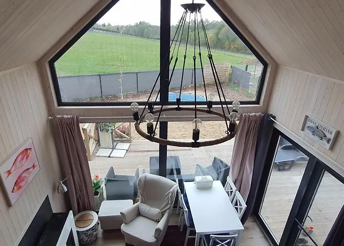 Mazurski Całoroczny Nad Jeziorem Z Jacuzzi